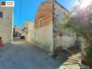Galia Charmantes, renovierungsbedürftiges Haus mit Meerblick in Galia, Kreta Haus kaufen